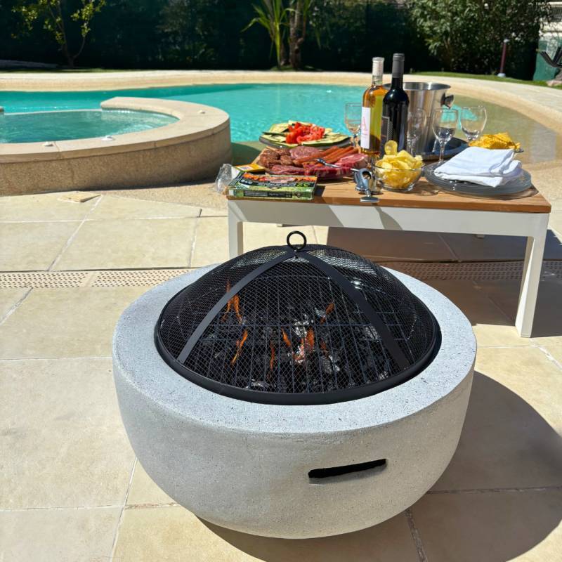 Brasero barbecue rond 2 en 1 - Barbecue et Chauffage - 60.5cm - Acier effet béton - Gris clair - Avec Poignées Beyond Blue - Imagen 1