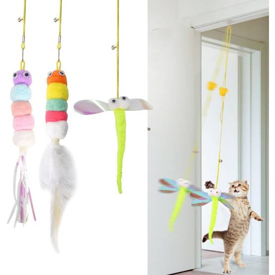 Jouets pour chats-Jouet suspendu pour chat 3-en-1 avec plumes et cataire - Living123 - Image 1