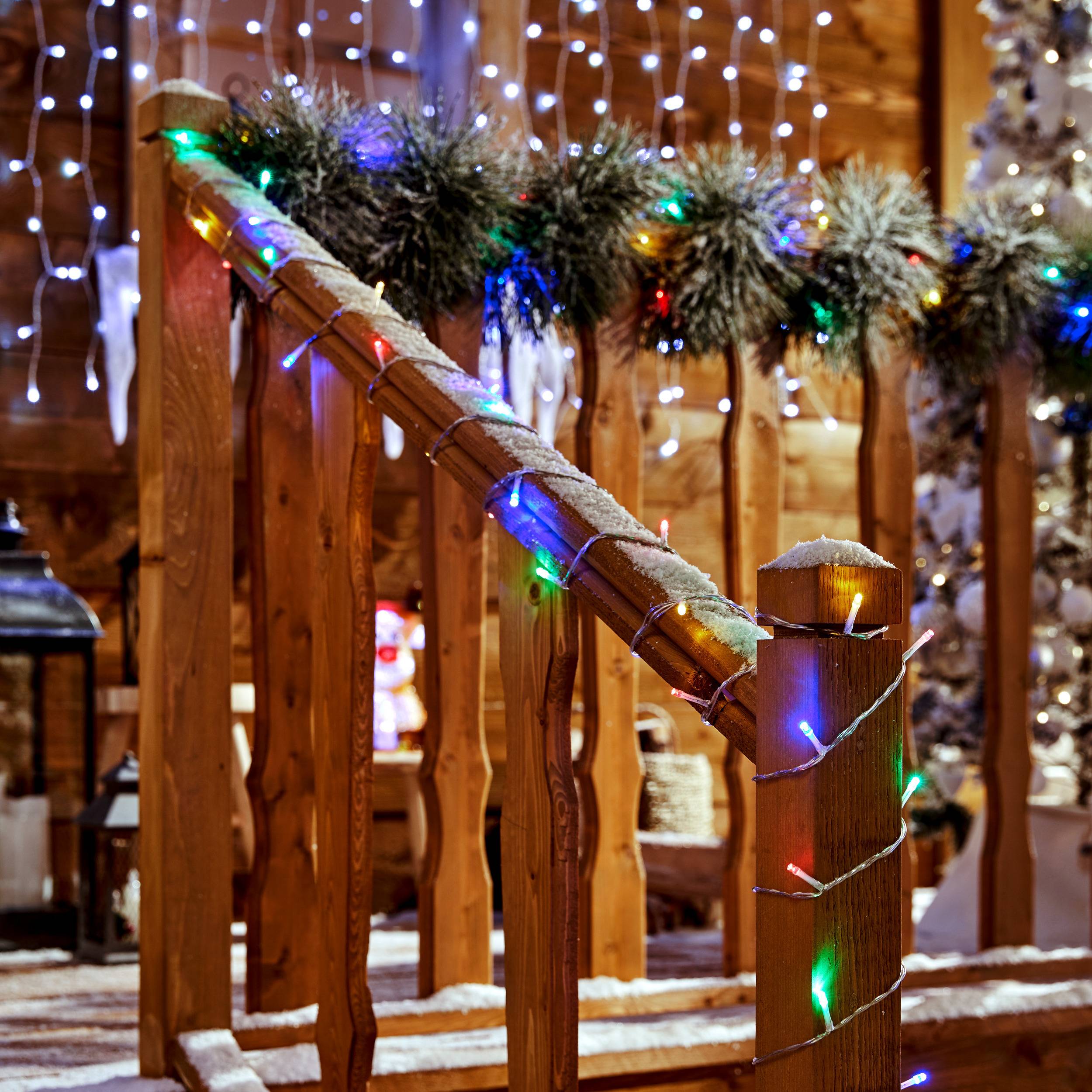 Fééric Lights & Christmas - Guirlande lumineuse 100 LED 10m avec timer extérieur multicolore fil transparent - Feeric Lights & Christmas - Image 1