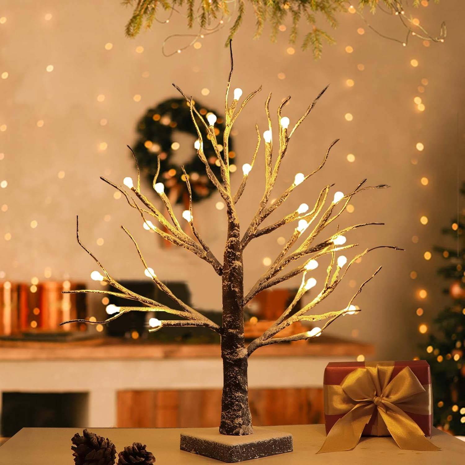 1pc Arbre de Noël LED 24 lumières, décoratif, neige artificielle, sur table, piles,intérieur et extérieur,ambiance festive et chaleureuse pour maison - Imagen 6