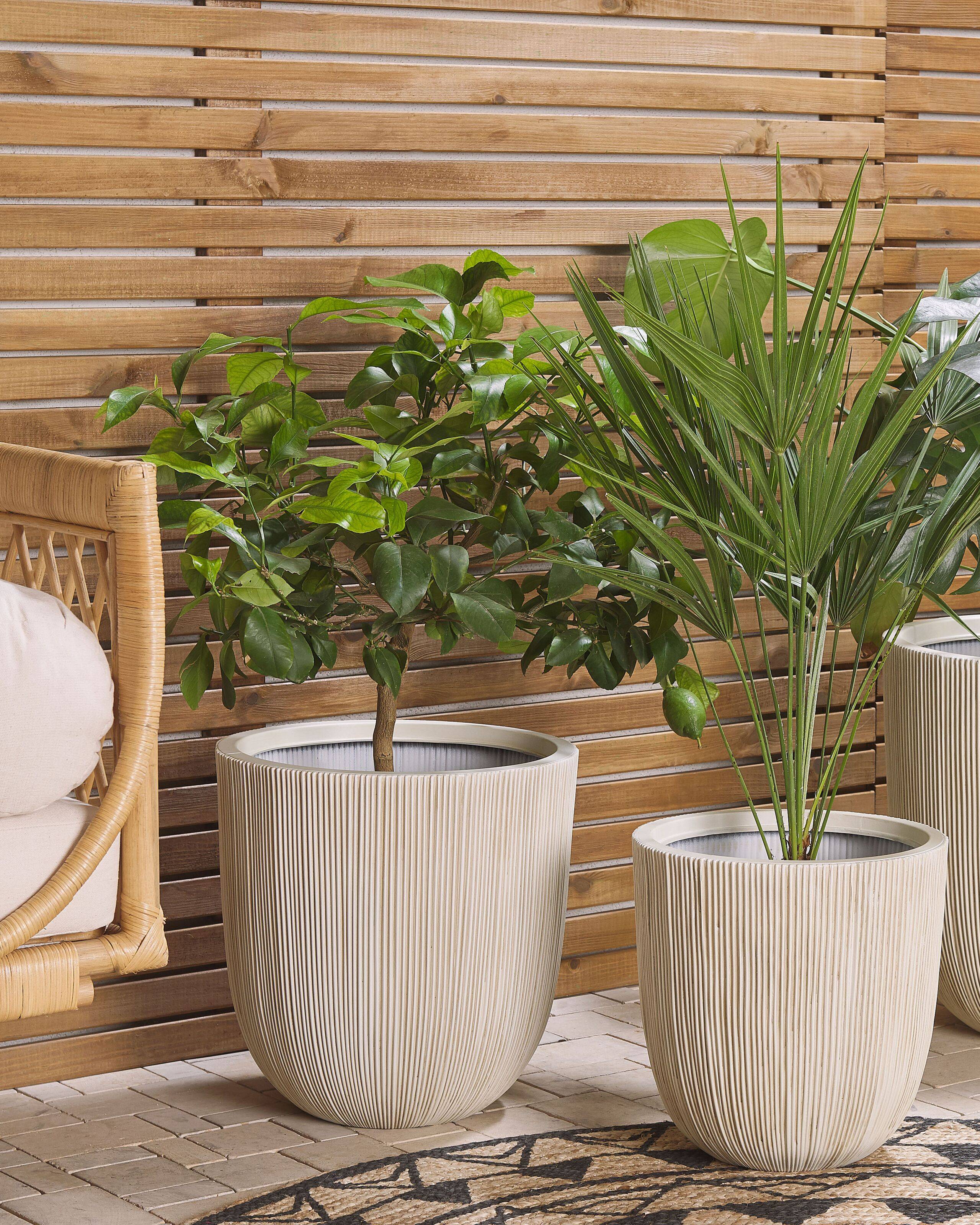 Beliani - Cache-pot d'extérieur Polyrésine Beige CHIOS - 37x37x38- Beliani - Image 1