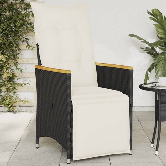 Fauteuil de Jardin Inclinable Poly Rotin et Bois d'Acacia avec Repose-pieds Noir – ComfortXL Outdoor Living - Image 1