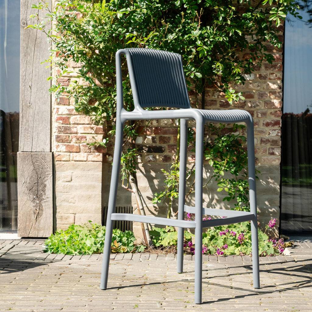Chaise haute de jardin en résine Gris ANDREA