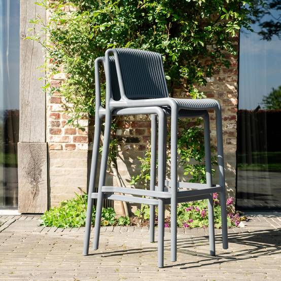 Chaise haute de jardin en résine Gris ANDREA - Image 3