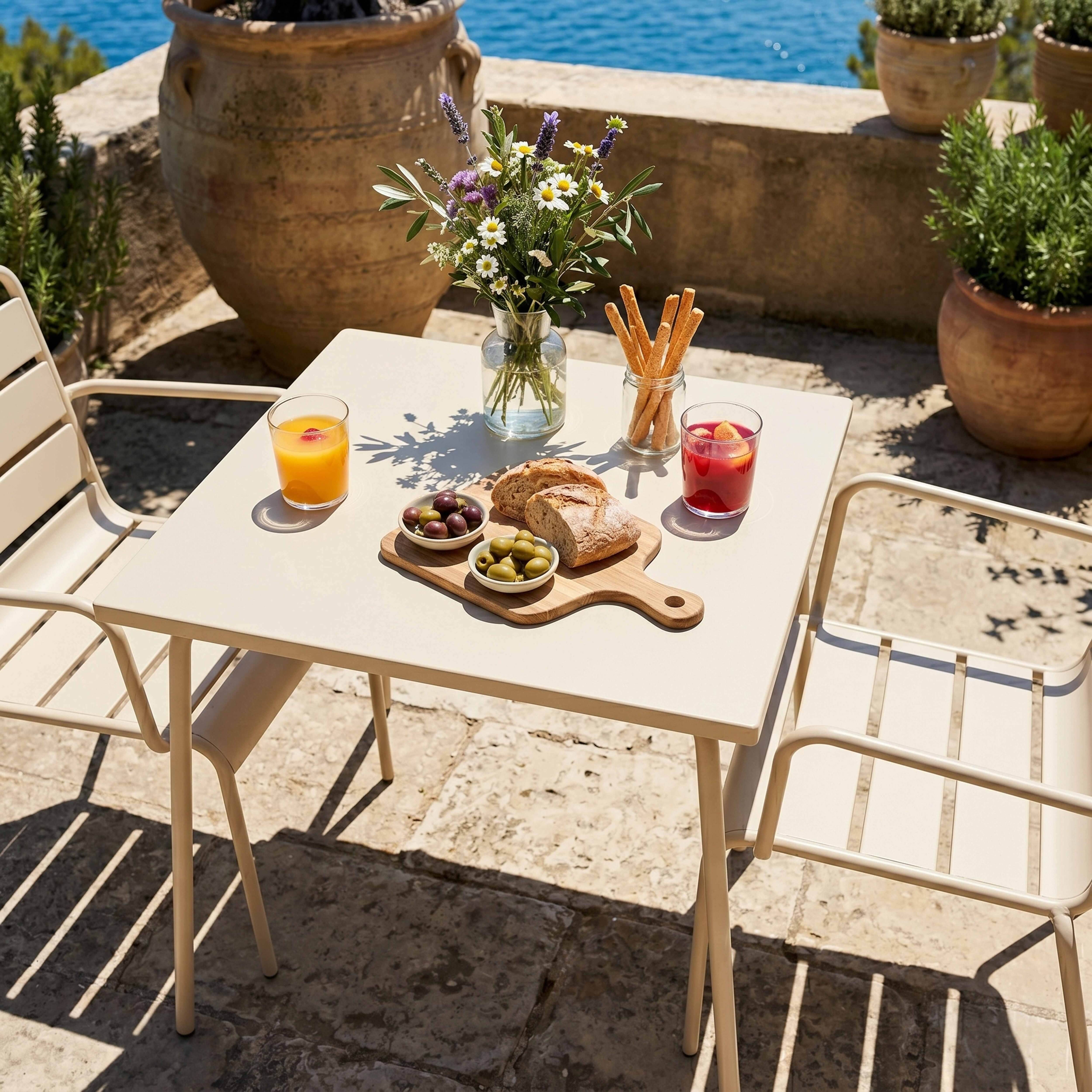 Oviala - Ensemble table de jardin carrée et 2 fauteuils acier ivoire Palavas - Oviala - Image 3