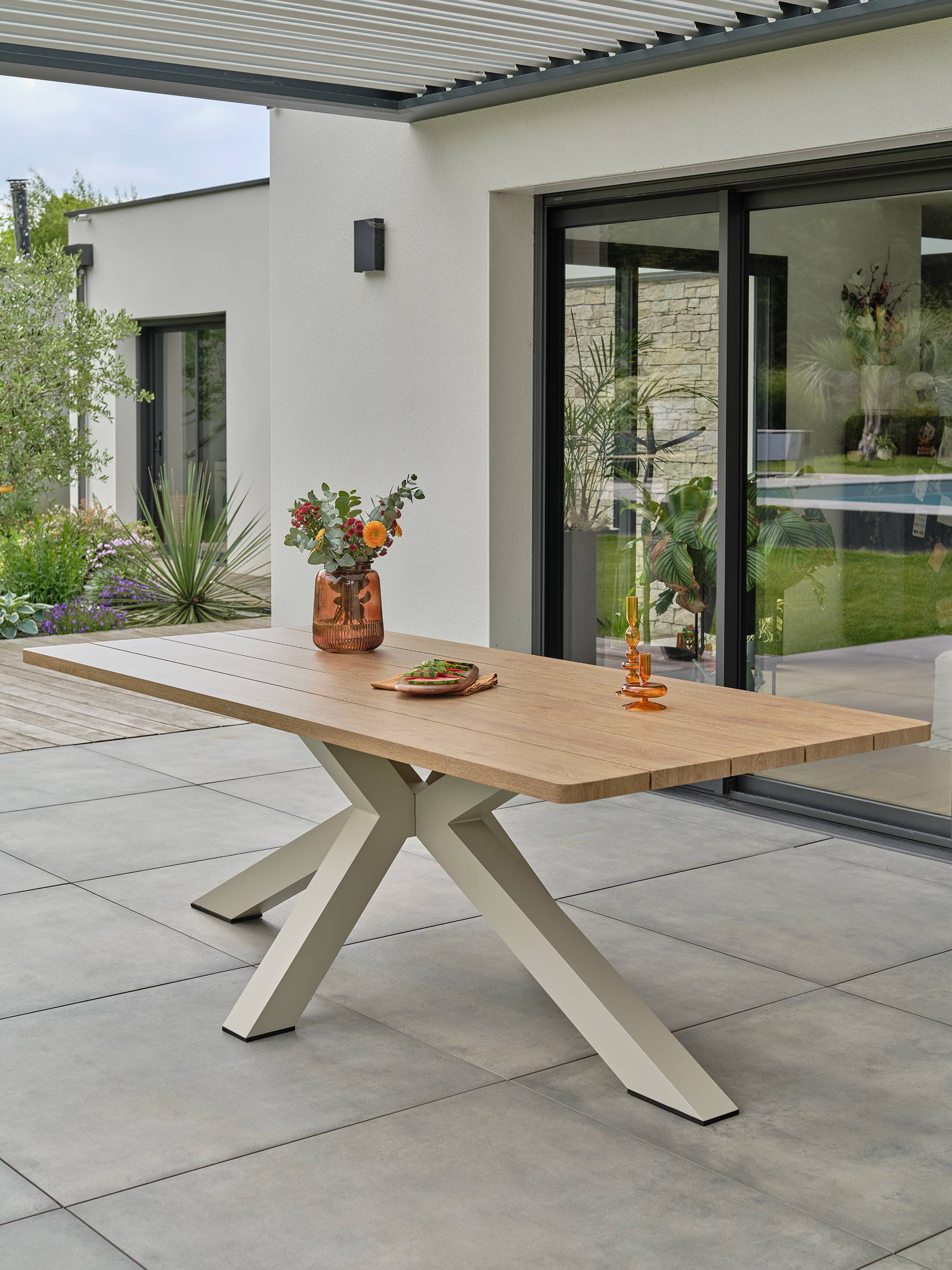 Table de jardin aluminium KELIA- GREGE - REMARQUABLE - Image 2