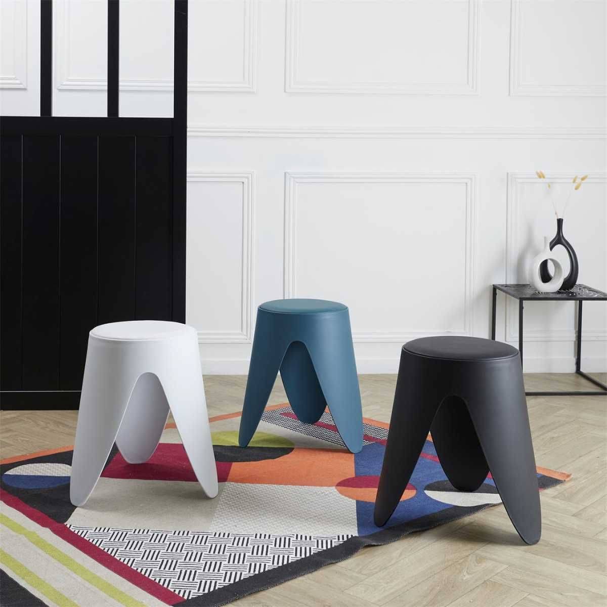 Tabouret Blanc Tulipe en Polypropylène Empilable Ø46 cm - QARIS - Image 3
