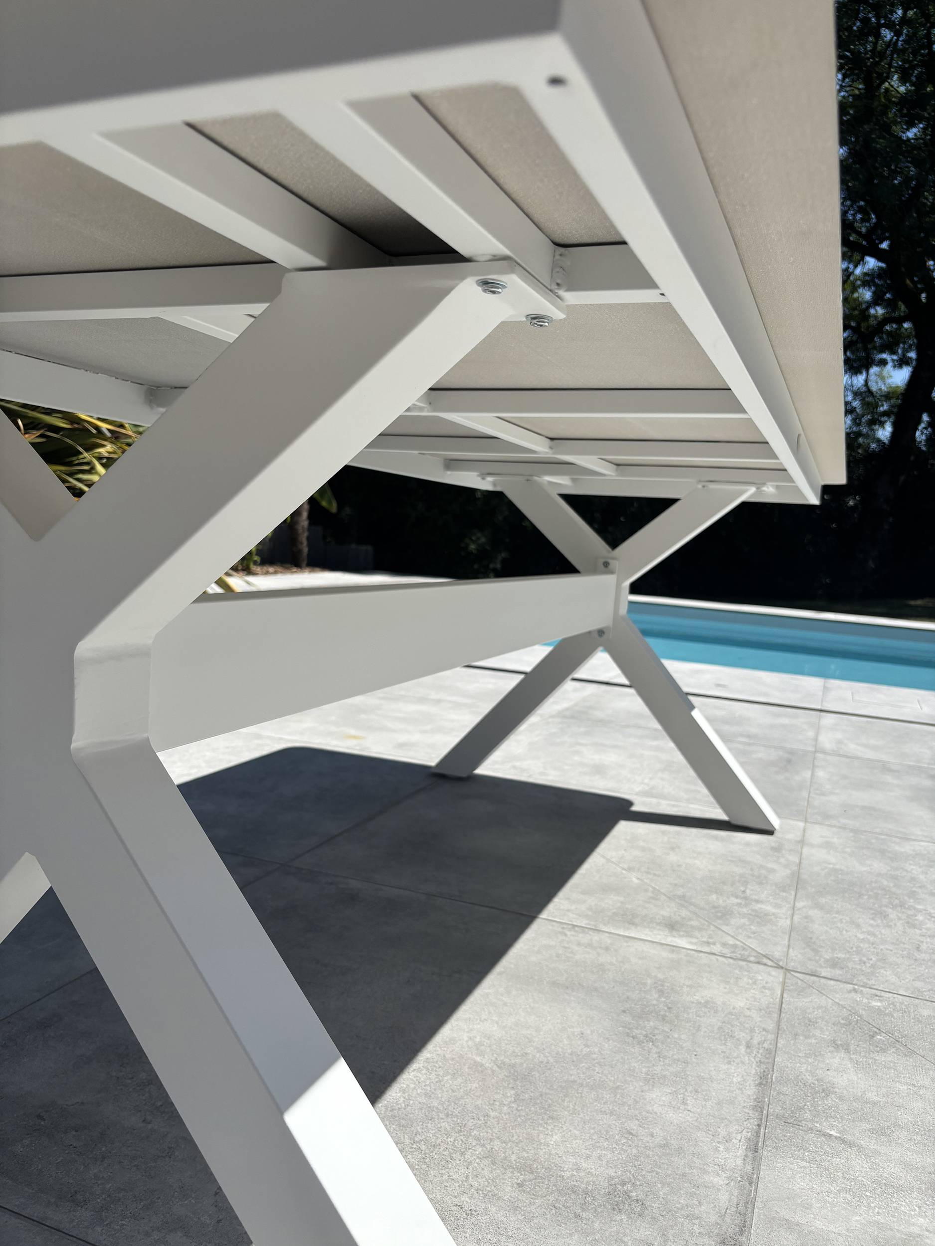 Table de jardin ABELLA - BLANC - REMARQUABLE - Image 7