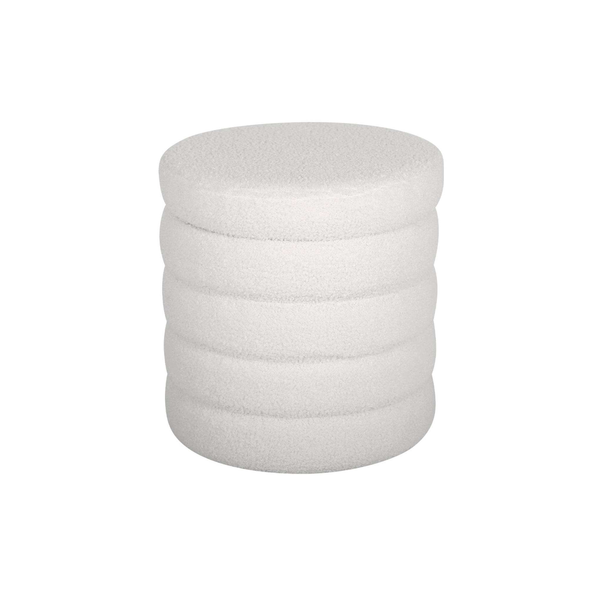 Tabouret en bouclettes blanches avec coffre de rangement intégré | sweeek - Image 2