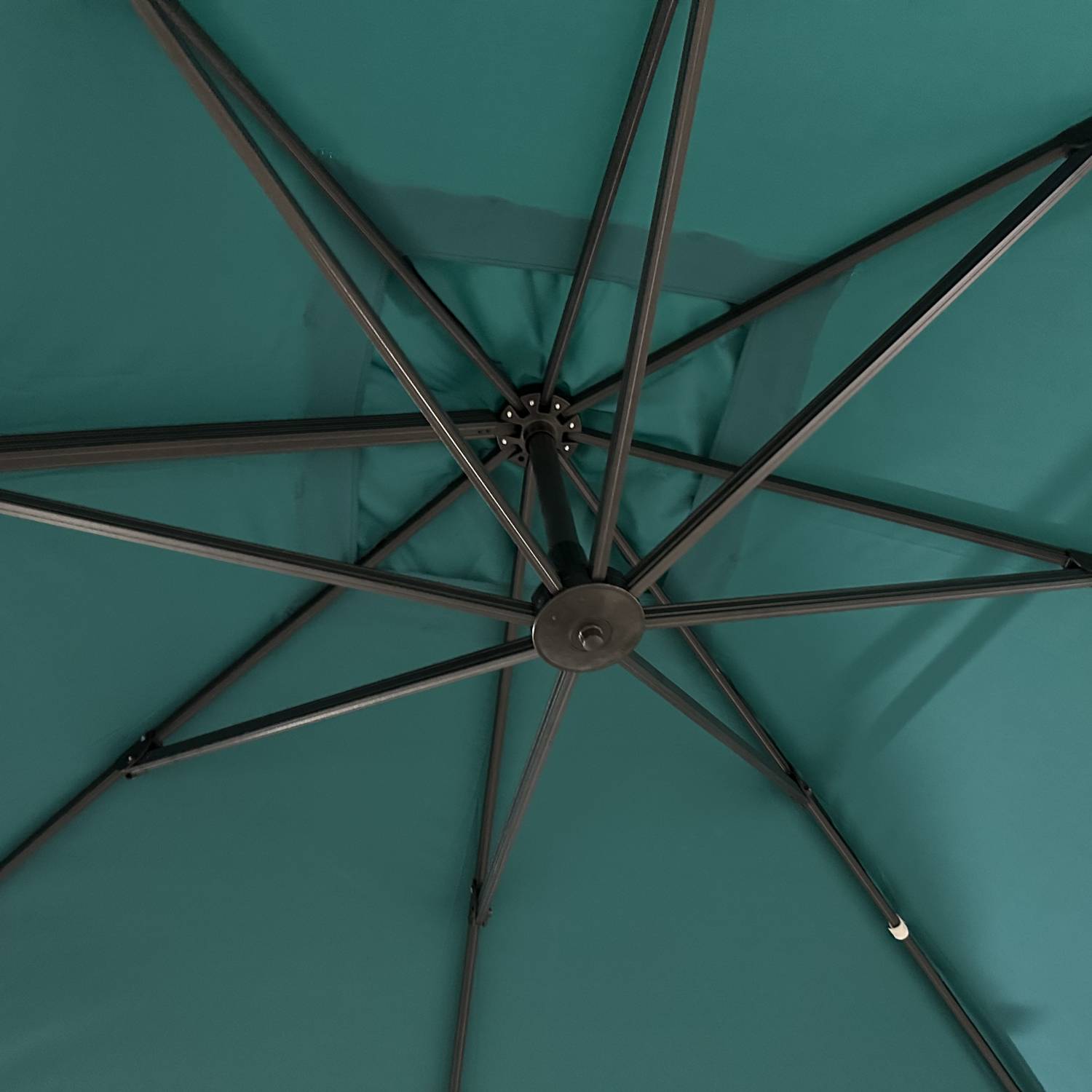 Happy Garden - Parasol déporté MOLOKAI carré 3x3m bleu + housse - HAPPY GARDEN - Imagen 4