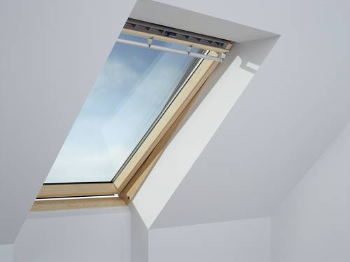 Fenêtre de toit VELUX à rotation 55x78 cm - Standard Bois - GGL CK02 3054