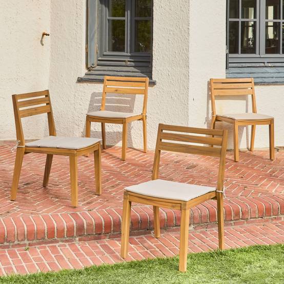 sweeek - Lot de 4 chaises de jardin beige MERINA bois d'acacia avec coussin. 52 x 55 x 81 cm | sweeek - Image 5