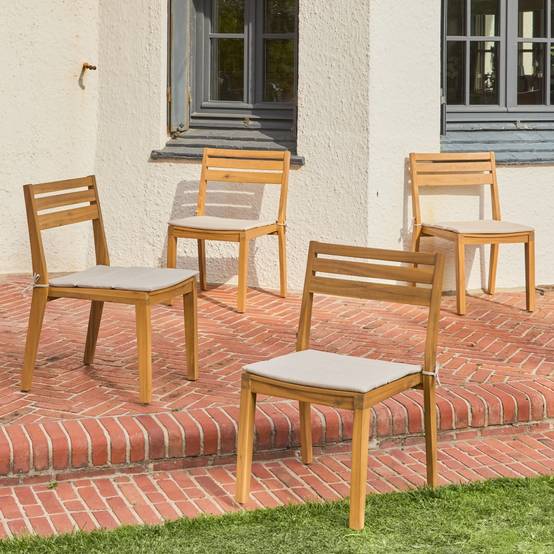 sweeek - Lot de 4 chaises de jardin beige MERINA bois d'acacia avec coussin. 52 x 55 x 81 cm | sweeek - Image 1