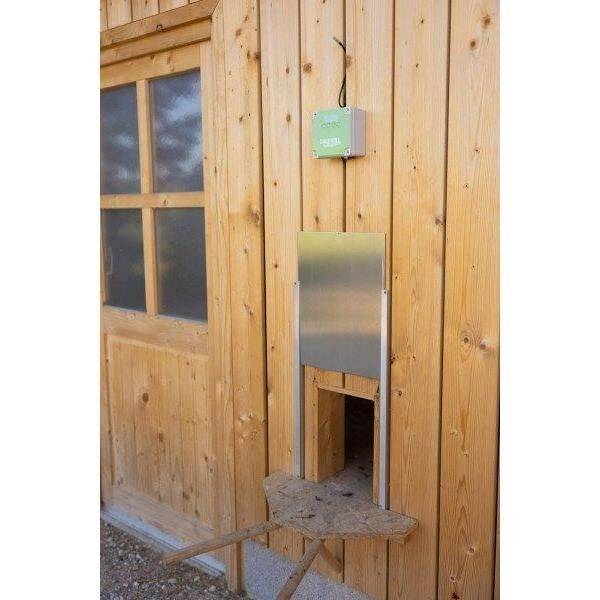 Kerbl Porte coulissante de poulailler 43x40 cm 436732 - Image 1