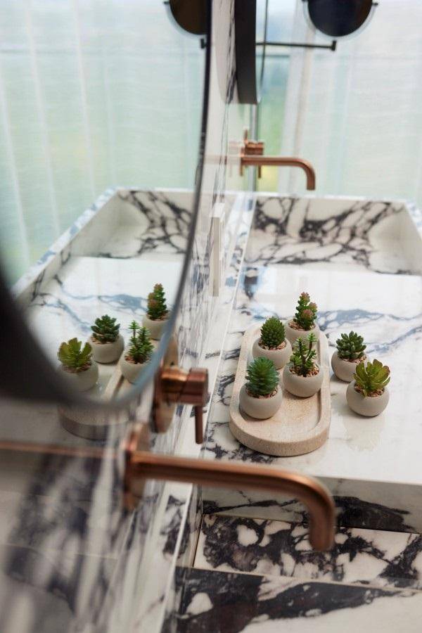 Mini Plantes Grasses In Cementen Pot - D6 - Image 1