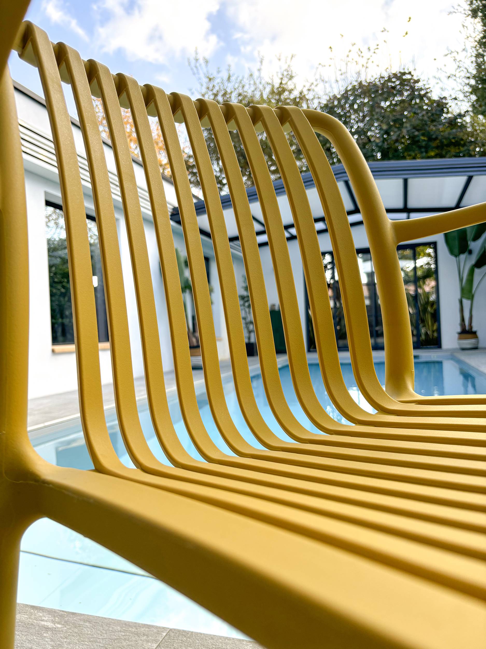 Lot de 2 fauteuils de jardin empilables en Polypropylène - Jaune moutarde - TIAGO - Image 5