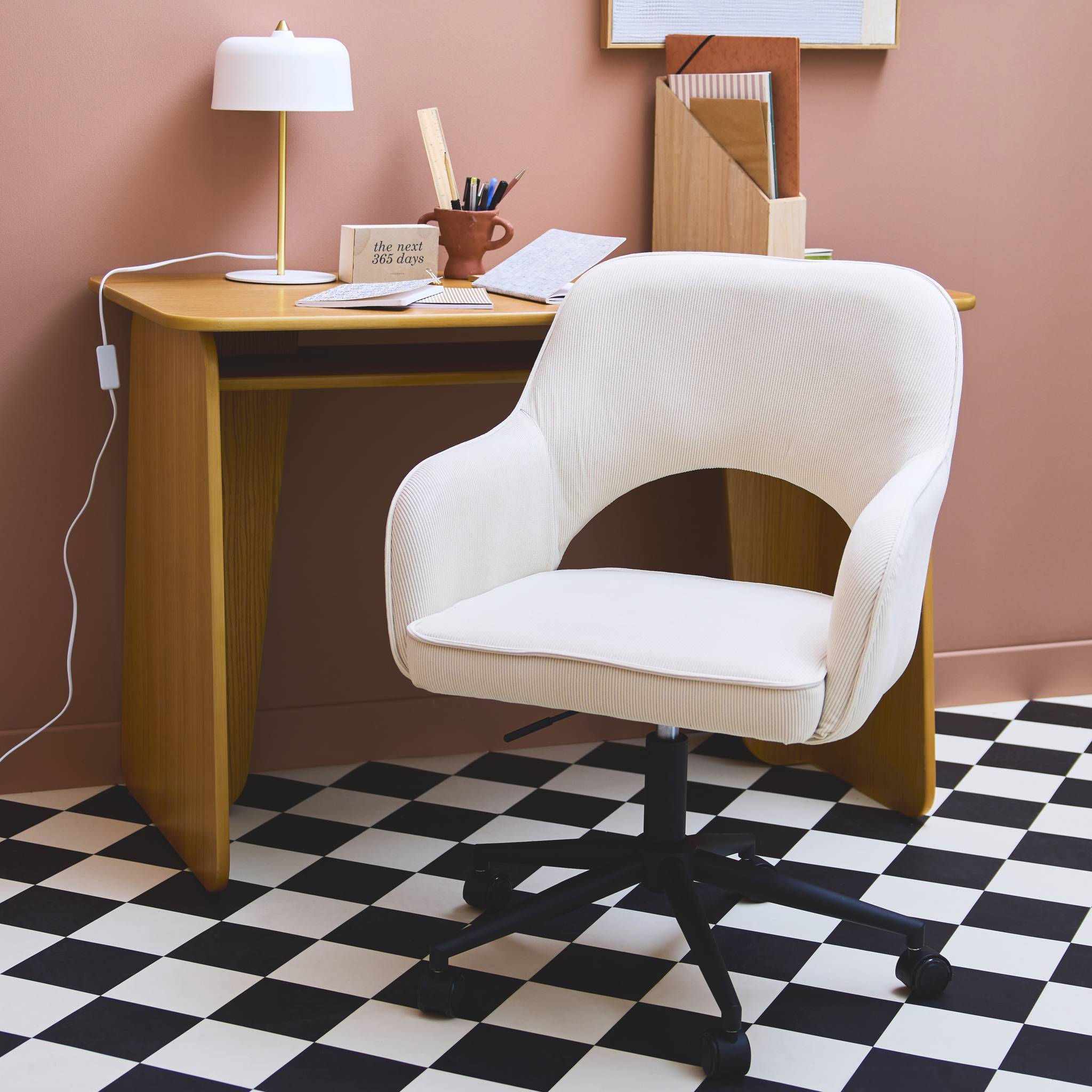 Chaise de bureau à roulettes velours côtelé blanc cassé. L 60 x P 62 x H 89 / 99cm | sweeek - Image 5