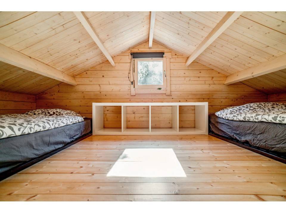 Direct Abris - Chalet de Jardin VICTORIA 20m2 - Epaisseur des Murs : 44mm - Mezzanine Echelle Incluse - Serrure a Cle - Double Vitrage - Imagen 4