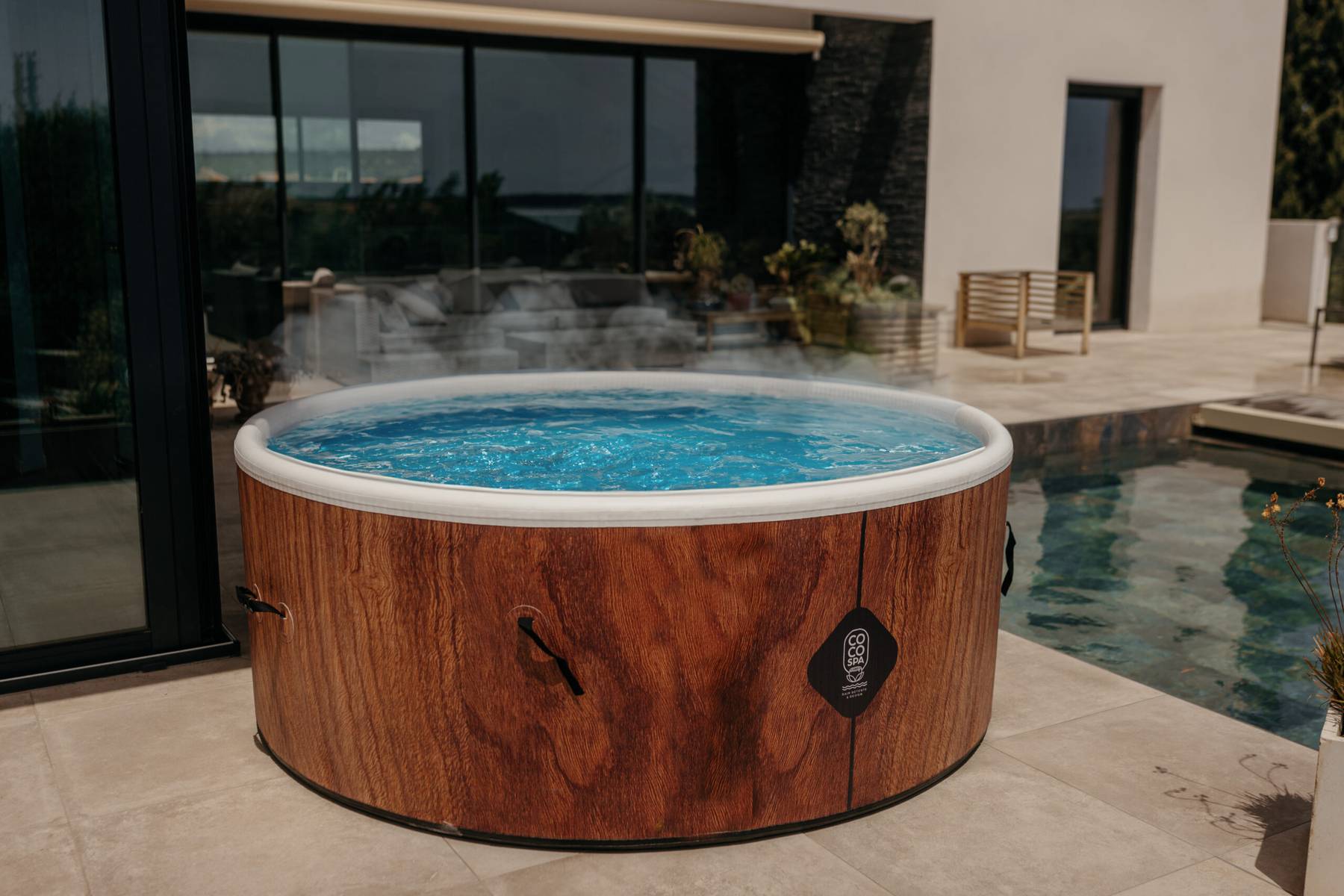 Coco Spa - Spa gonflable 4 places chauffant & massant imitation bois 180cm - Image 7
