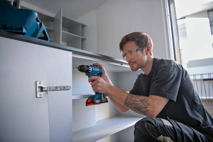 Bosch Professional - Perceuse-visseuse GSR 18V-45 - BOSCH - avec 2 batteries 18V 3.0Ah - chargeur - L-BOXX - 06019K3204 - Imagen 4