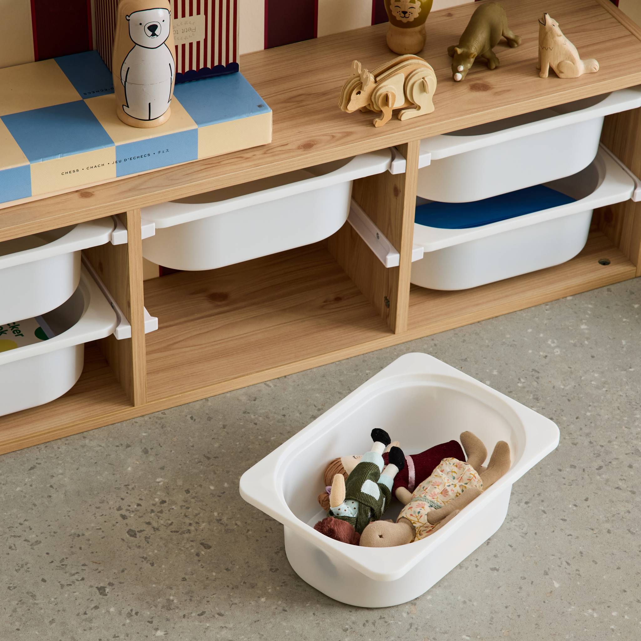 sweeek - Meuble de rangement pour enfant. naturel. 6 bacs en plastique  | sweeek - Image 5