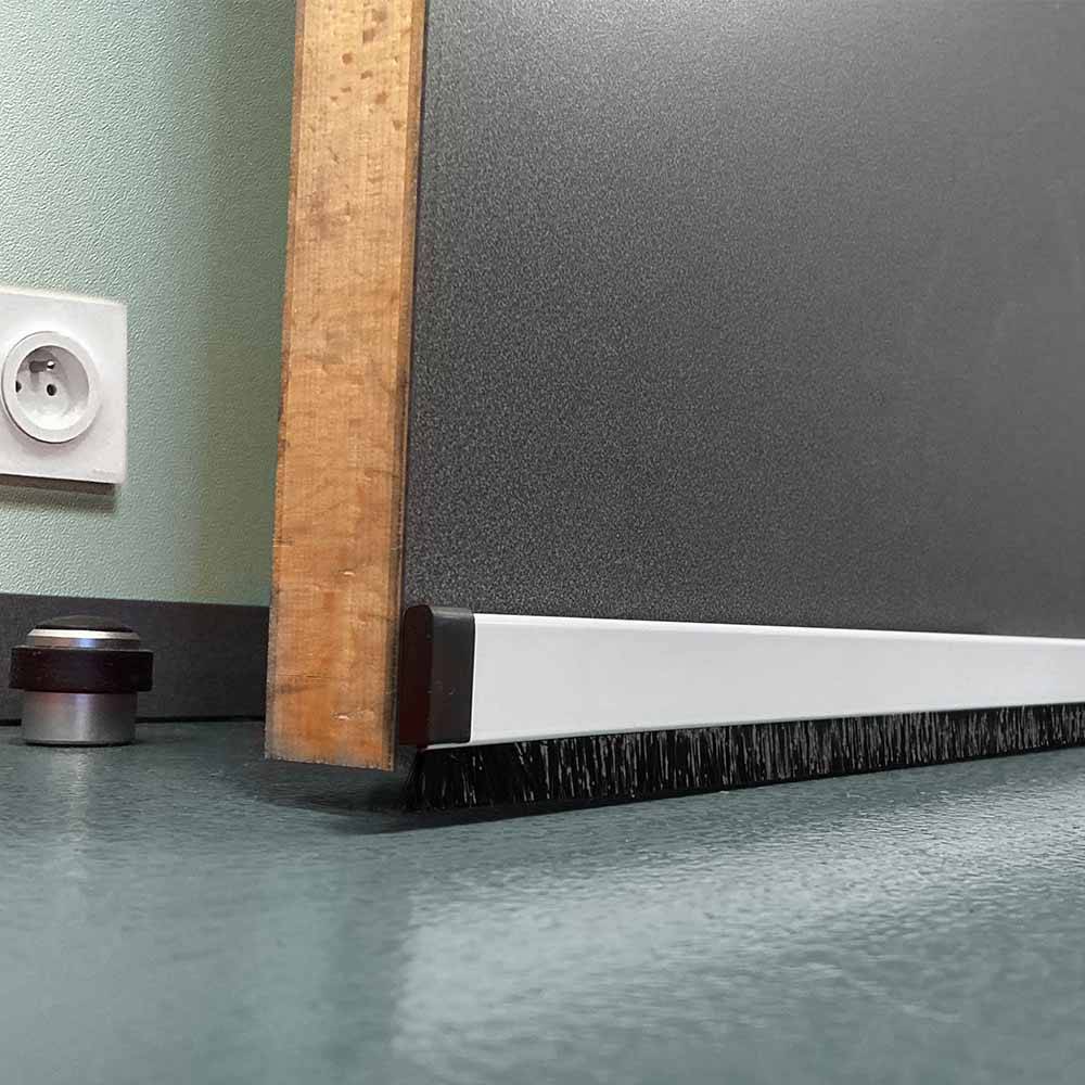 Facilitys - Bas de porte brosse avec rail aluminium - Imagen 5
