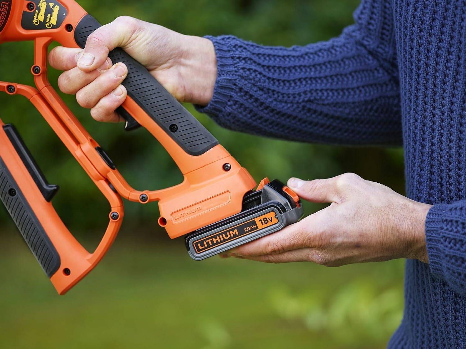 Black & Decker - Coupe-branches Alligator - BLACK+DECKER - avec 1 batterie 18V 2Ah - GKC1000L-QW - Imagen 7