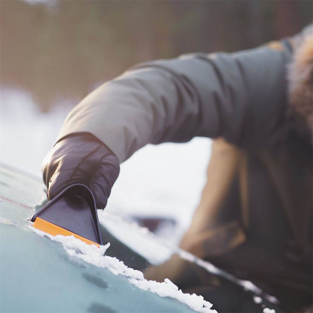 Fiskars - Grattoir à glace SolidTM pour voiture Fiskars - Image 2