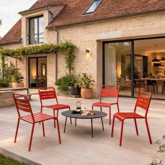 Ensemble de 4 chaises de jardin empilables terracotta BERGAME - Image 4