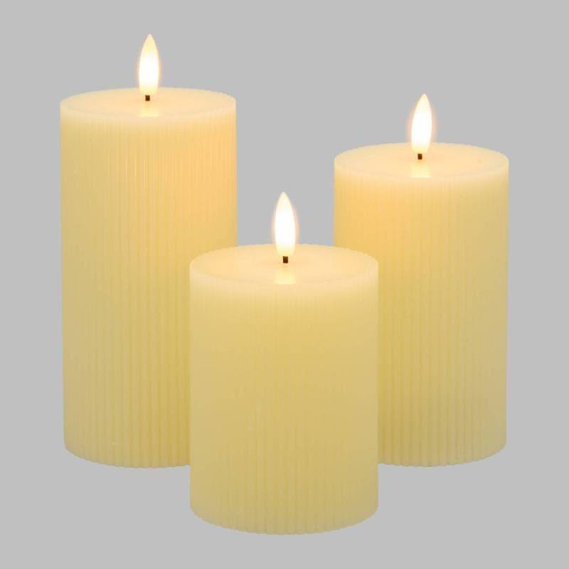 Lot de 3 Bougies à LED Cylindriques striées Ivoire flamme 3D avec Télécommande pas cher Lotti - Image 4