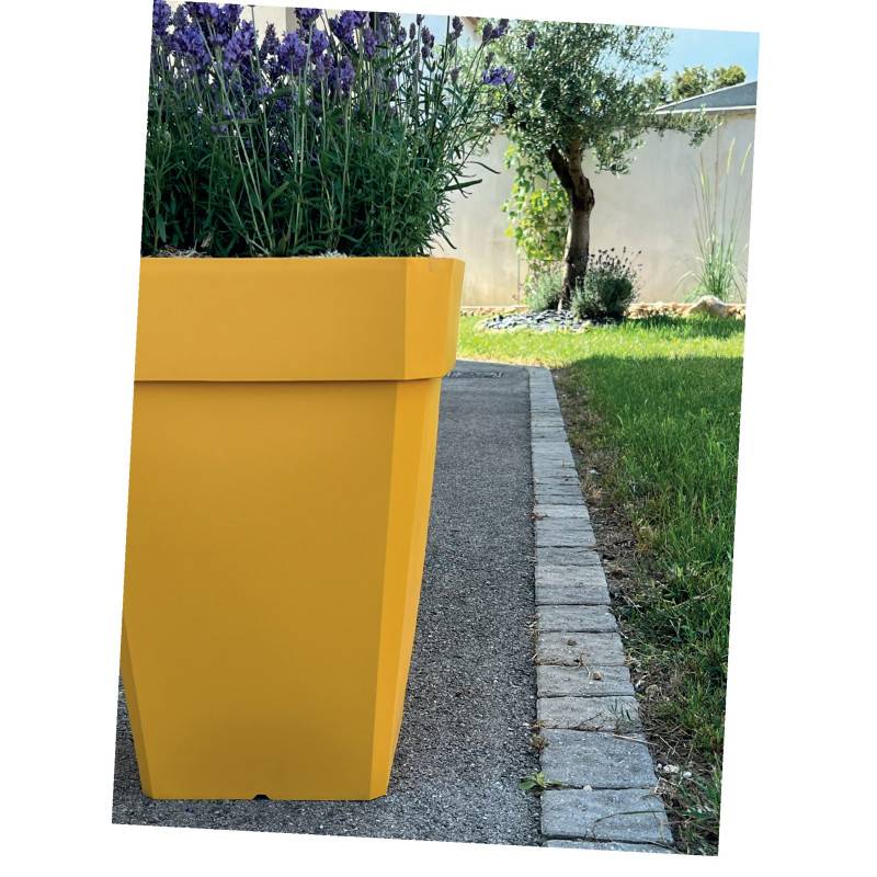 Riviera - Riviera Pot Carré Soleilla En Plastique 39x39x53cm - 49l - Rouge - Imagen 4