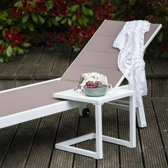 Set bain de soleil et table d'appoint BARBADOS en textilène taupe - aluminium blanc - HAPPY GARDEN - Image 5