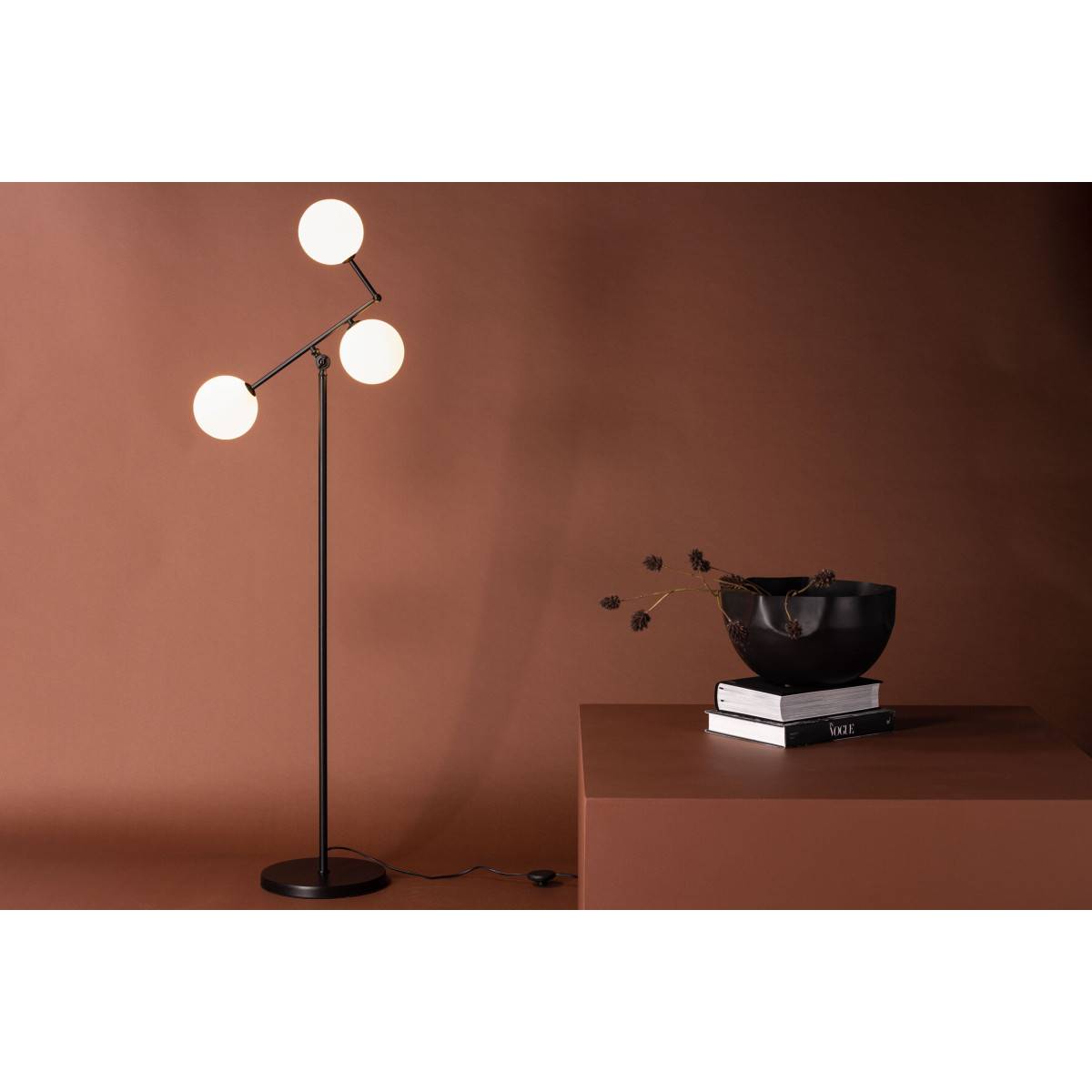 Paris Prix - Lampadaire Design "Marsan" 160 cm Noir - Image 10