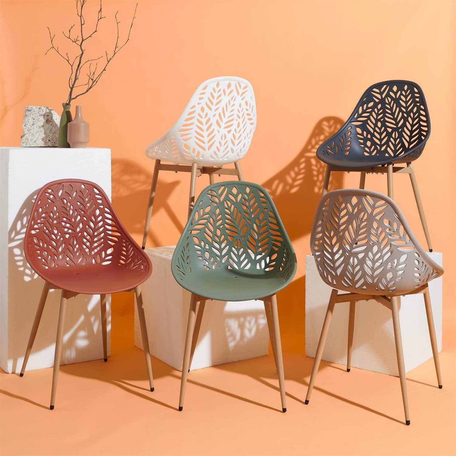 The Home Deco Factory - Lot de 4 chaises d'extérieur Calvi en polypropylène - The Home Deco Factory - Imagen 4