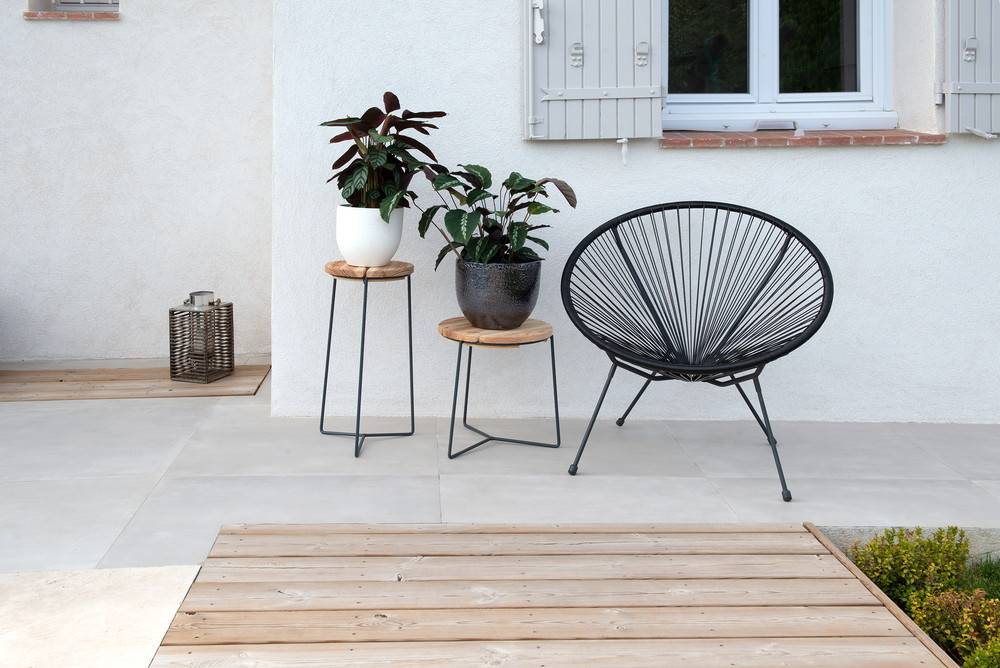 Louis Moulin - Sellette industrielle haute fer rond plateau bois - 61x30 cm - Acier époxy Louis Moulin - Image 5