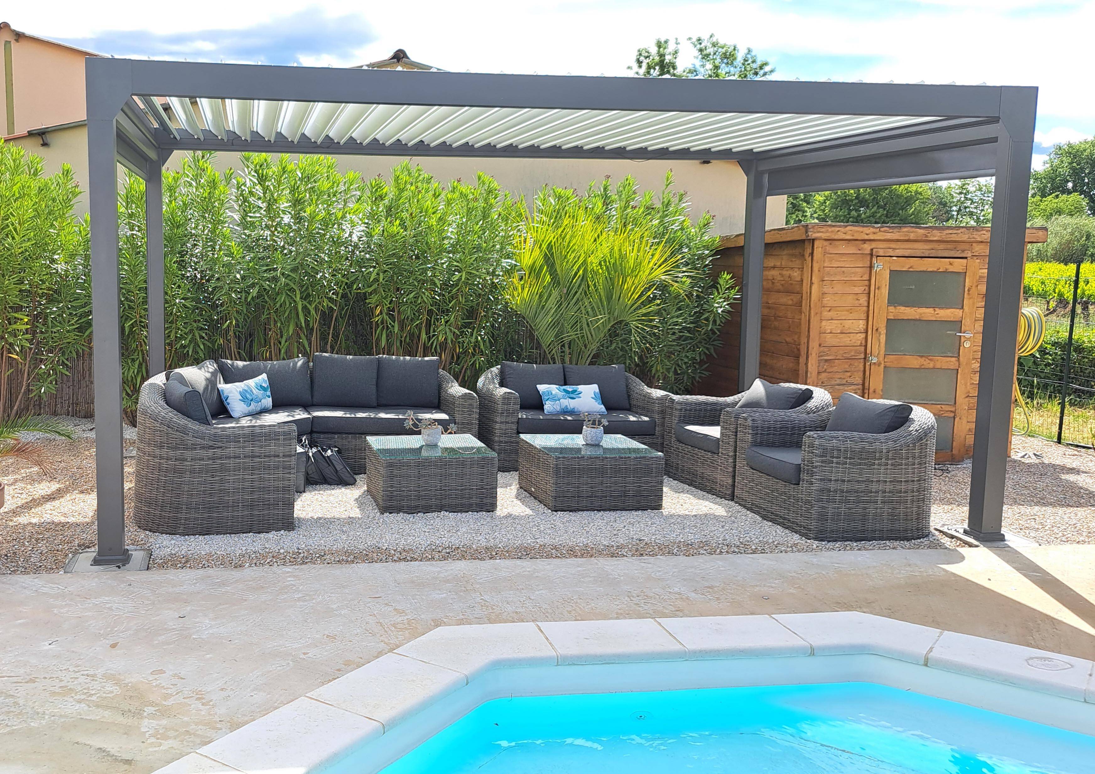 Pergola Bioclimatique Aluminium motorisée 15m² ACTUAL 5x3 gris RAL2900 autoportante avec éclairage LED by Green Outside - Image 1