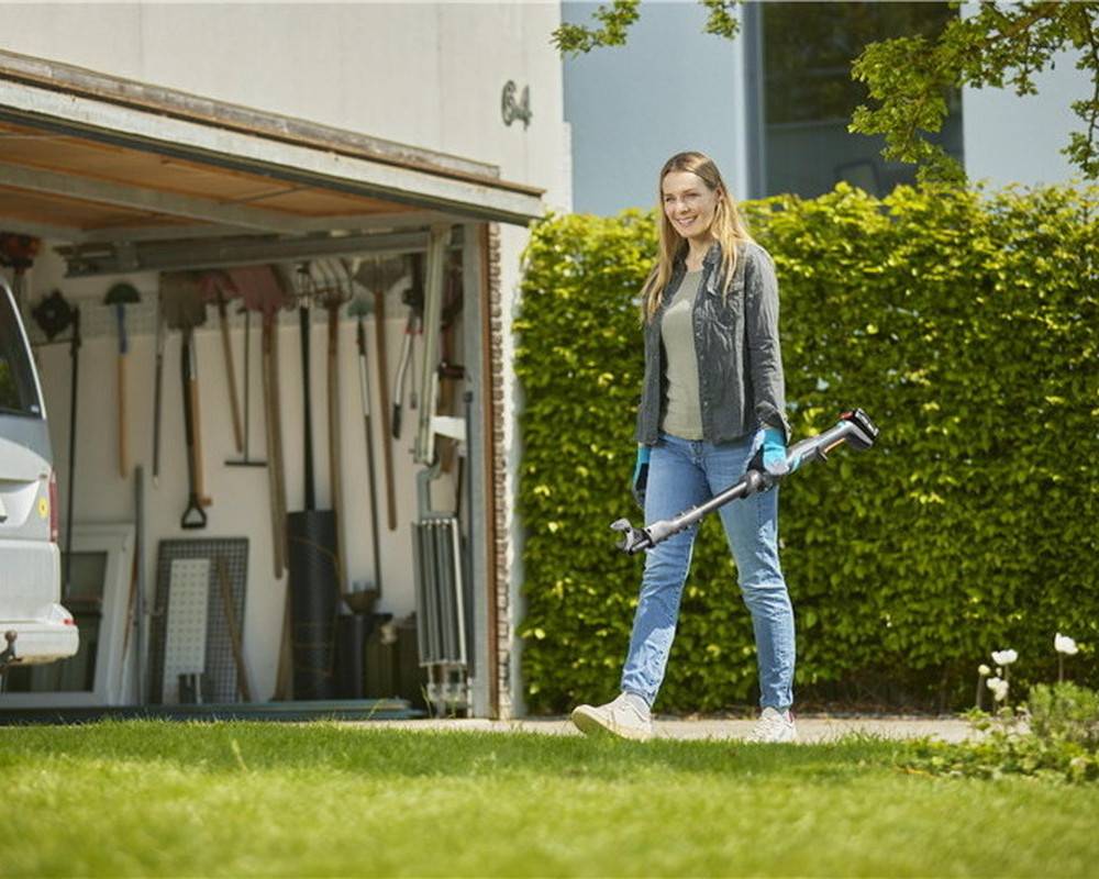 Gardena - Coupe-branches EasyCut 110/18V P4A sans batterie - Coupe Ø 28 mm - L. 1140 mm Gardena - Imagen 4