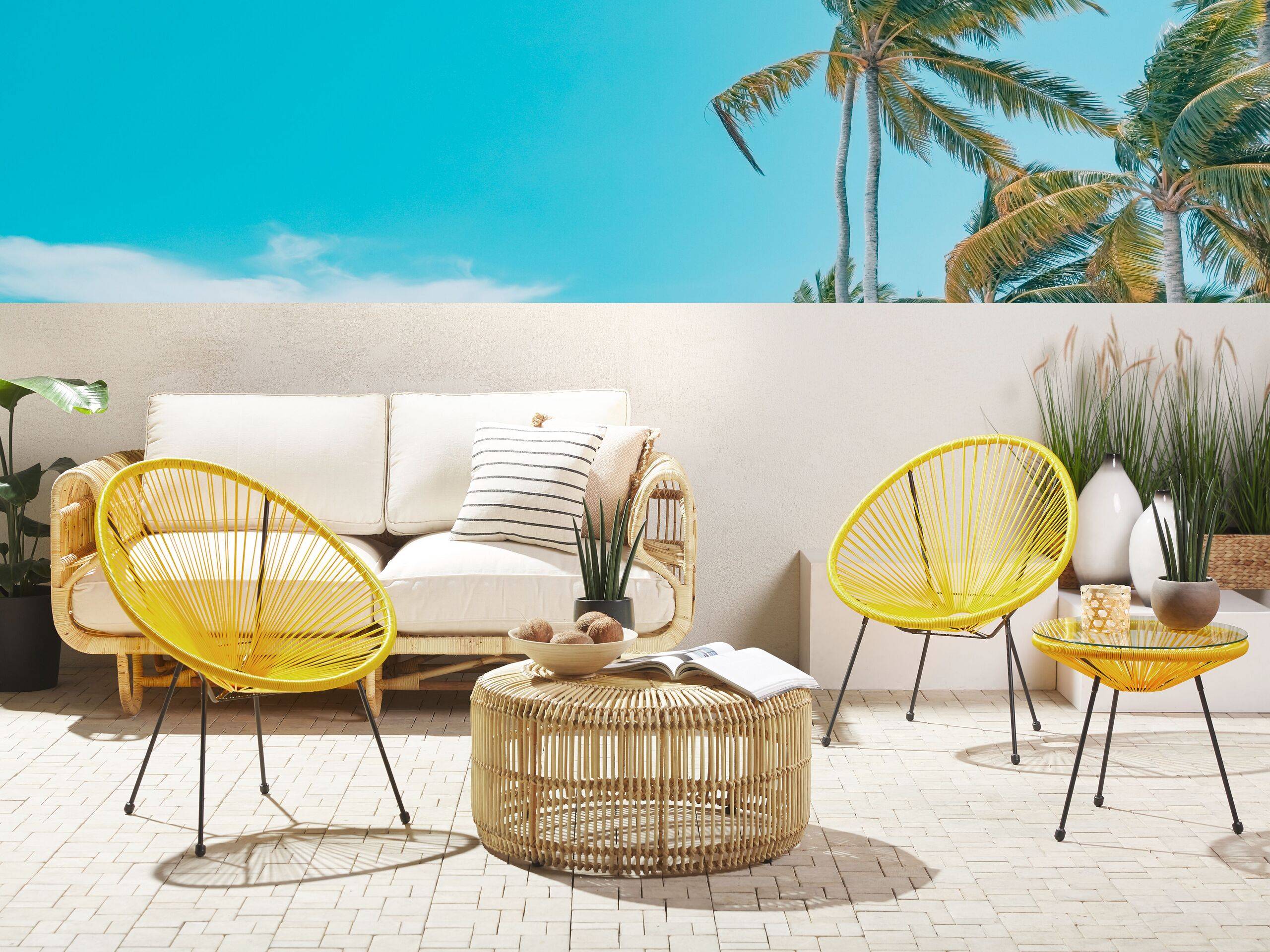 Beliani - Set de Salon ou Jardin 2 Chaises Fauteuils Type Spaghetti et Petite Table Basse en Rotin PE Jaune et Acier Noir Design Industriel Moderne Beliani - Imagen 2