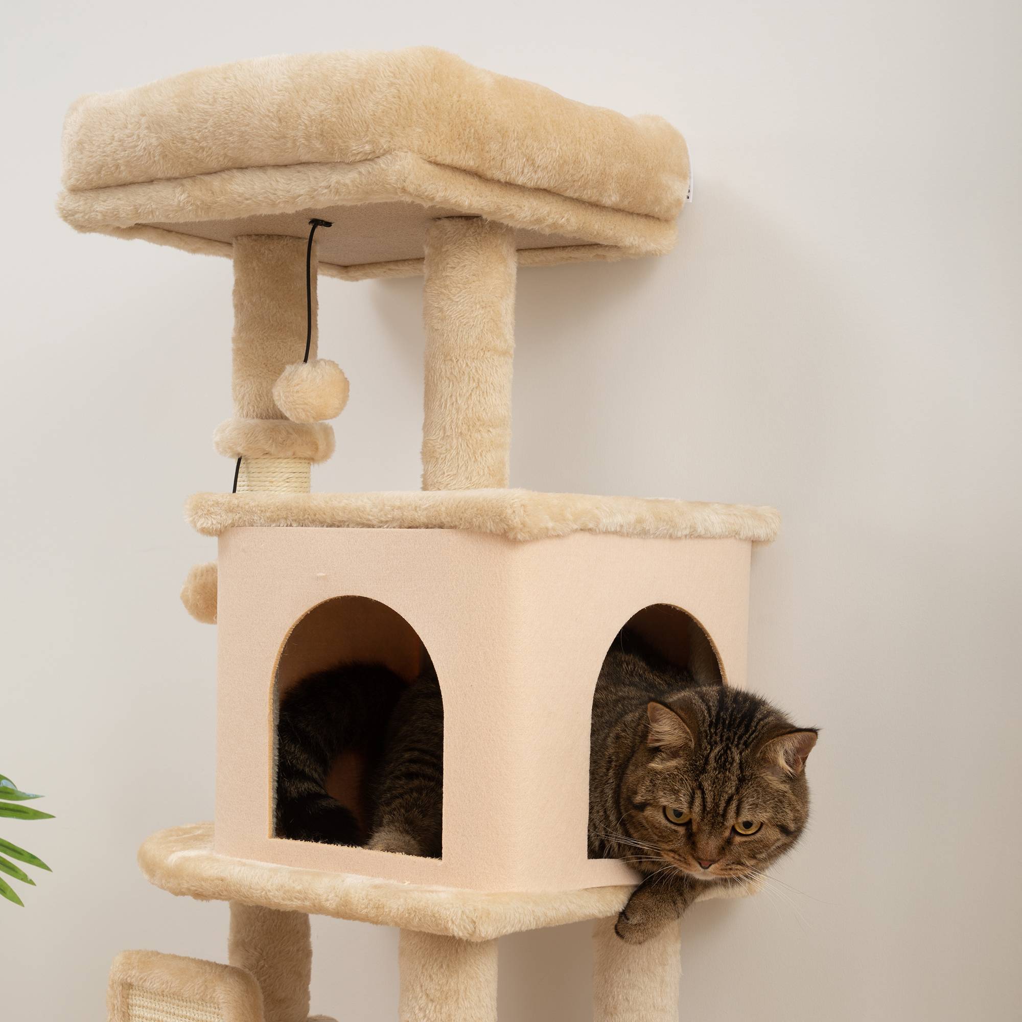 Arbre à Chat Compact en Bois avec Niche et Plateformes Griffoir 104 cm Beige - ComfortXL Outdoor Living - Image 10