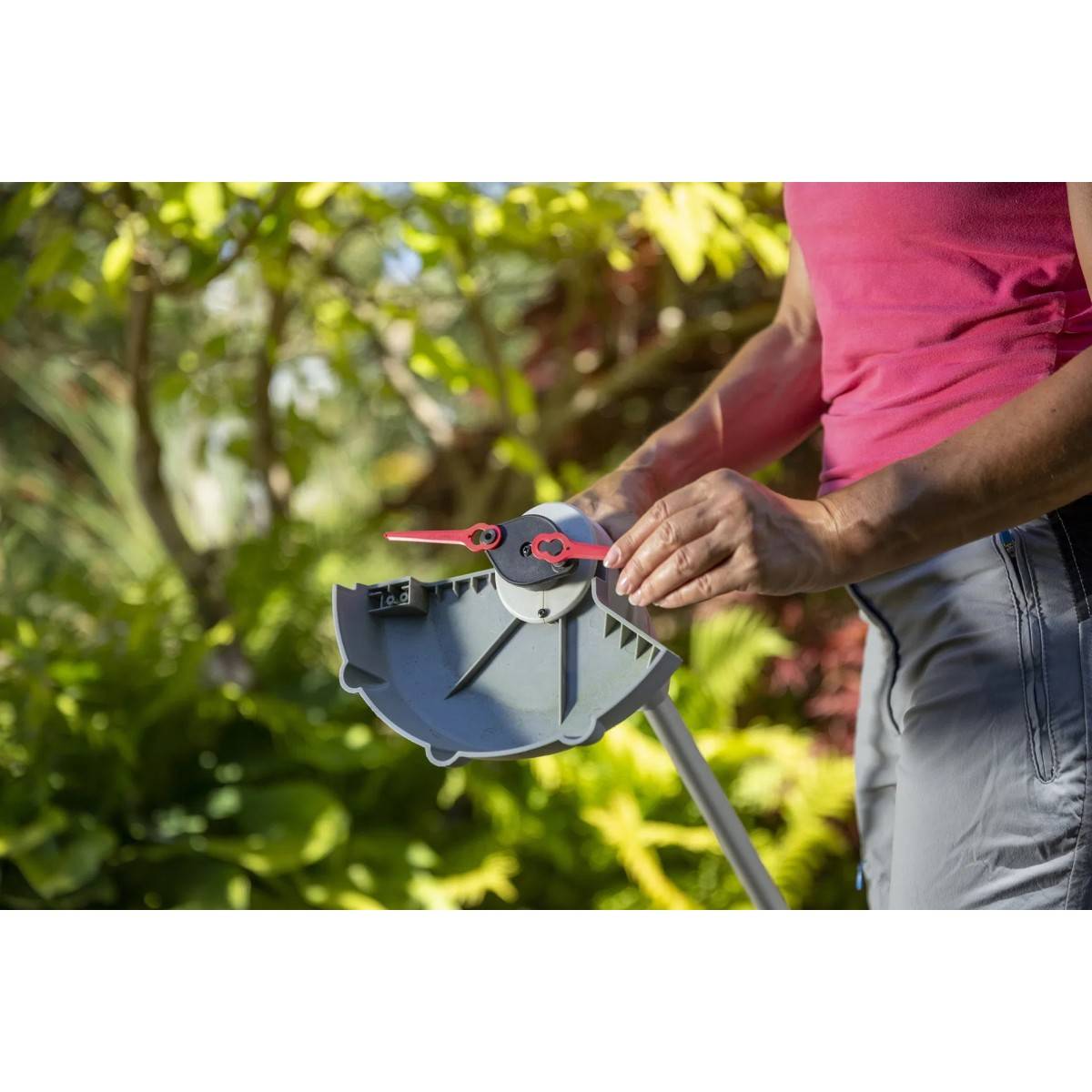 Coupe bordure à batterie 12V Lithium 2,5Ah - Chargeur 12V - 20 Couteaux en nylon Inclus IKRA - Image 8