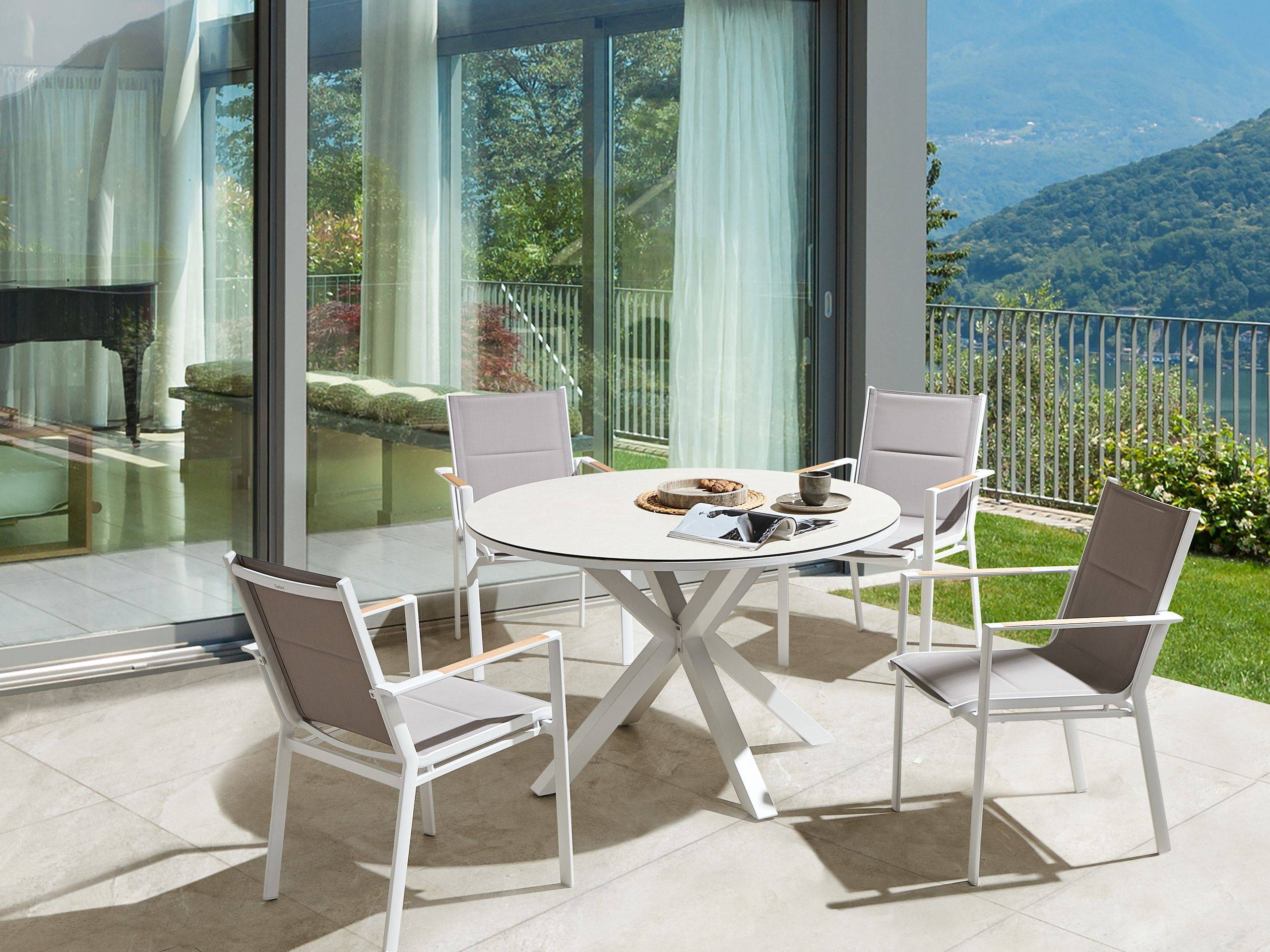 Beliani - Set de salle à manger, 4 Personnes Aluminium Gris MALETTO/BUSSETO - Beliani - Imagen 1