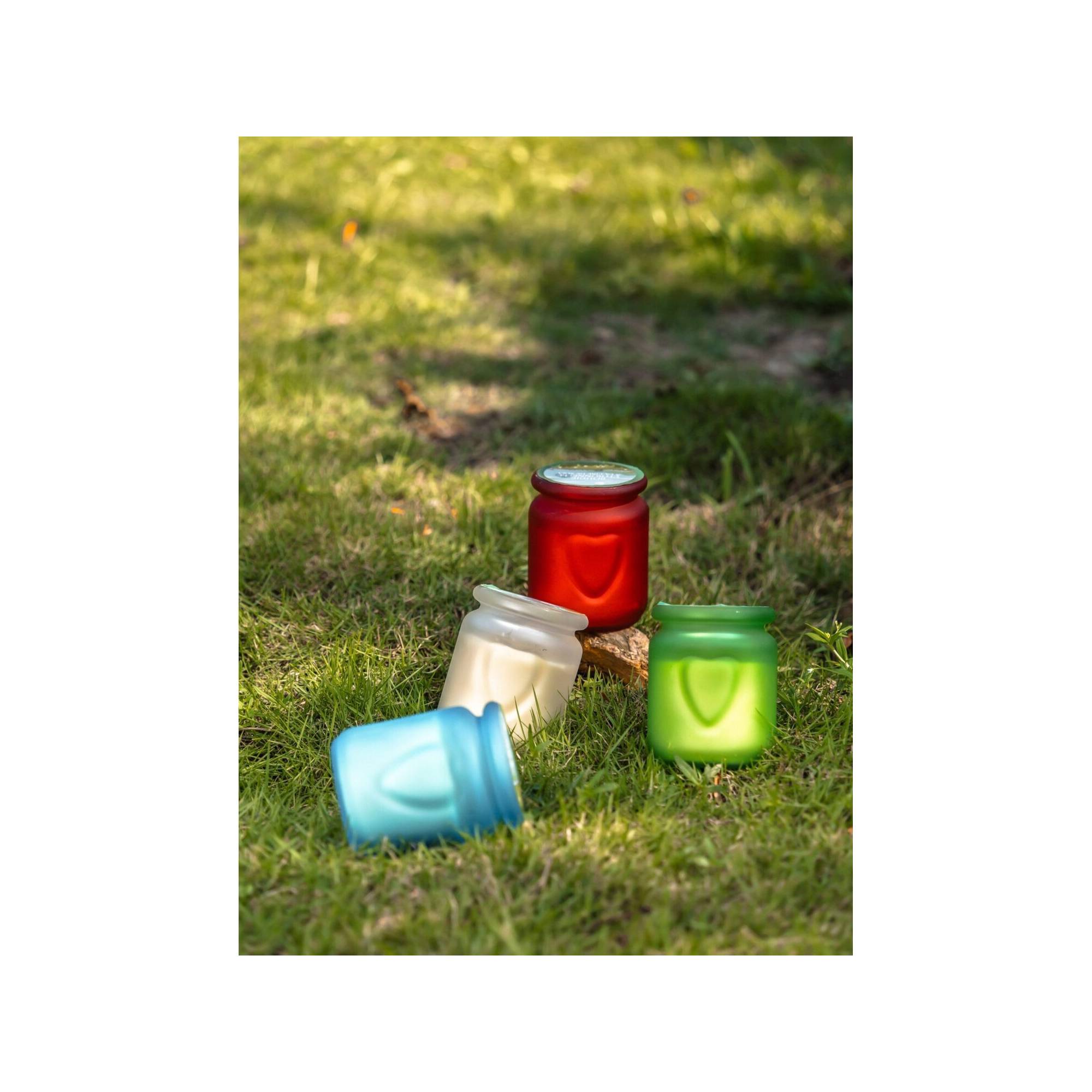 Sans Marque - Lot de 4 bougies citronnelle d'extérieure - Contre les moustiques - A la cire de soja - 6 x 7 cm - Imagen 3