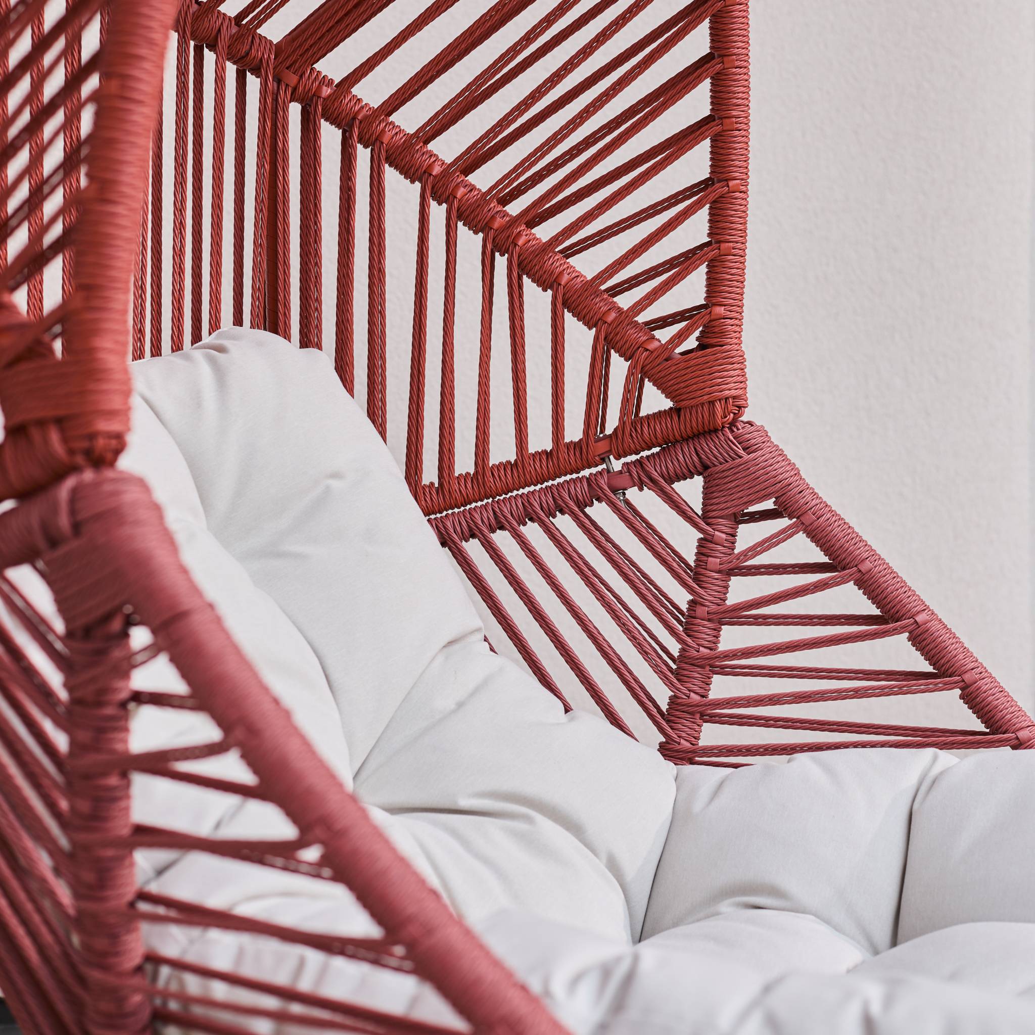 sweeek - Fauteuil oeuf de jardin acier et résine tressée terracotta - Ovoa | sweeek - Image 6