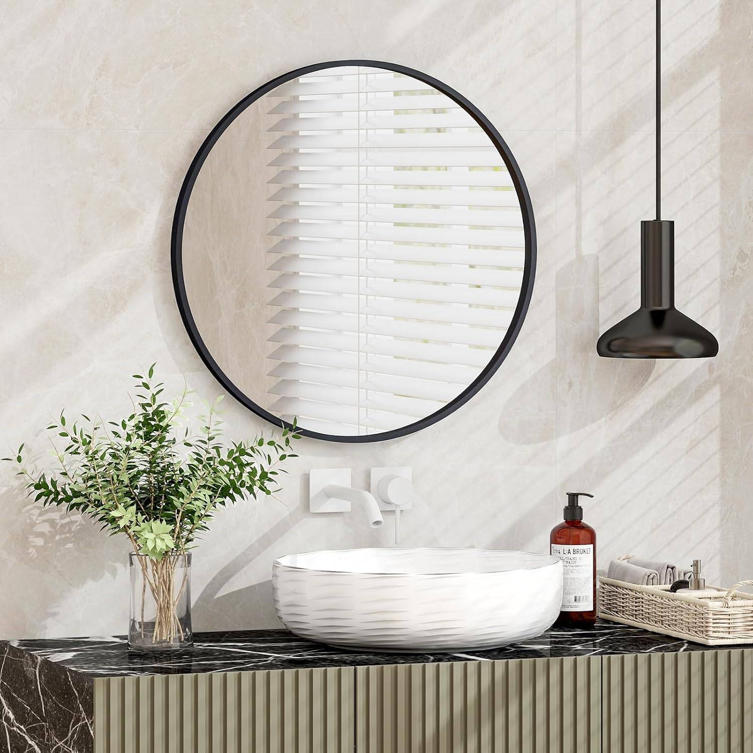 Costway - Miroir de Salle de Bain Antidéflagrant, Miroir Mural Rond Ø 61 CM, Miroir de Courtoisie avec Cadre Métallique, Miroir Décoratif, Noir - Image 3