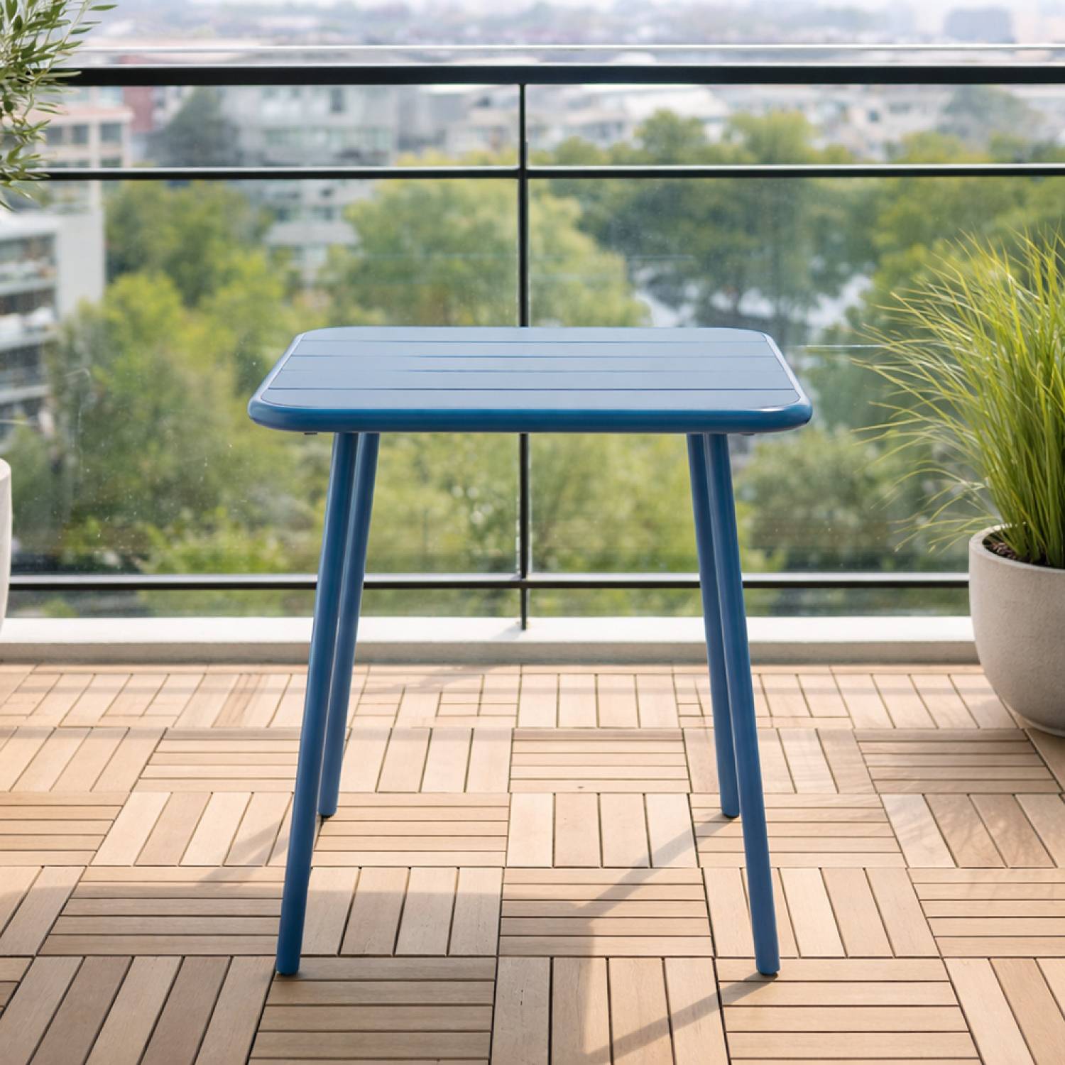 Table carrée 2 places 50x50cm bleu BERGAME - Image 4