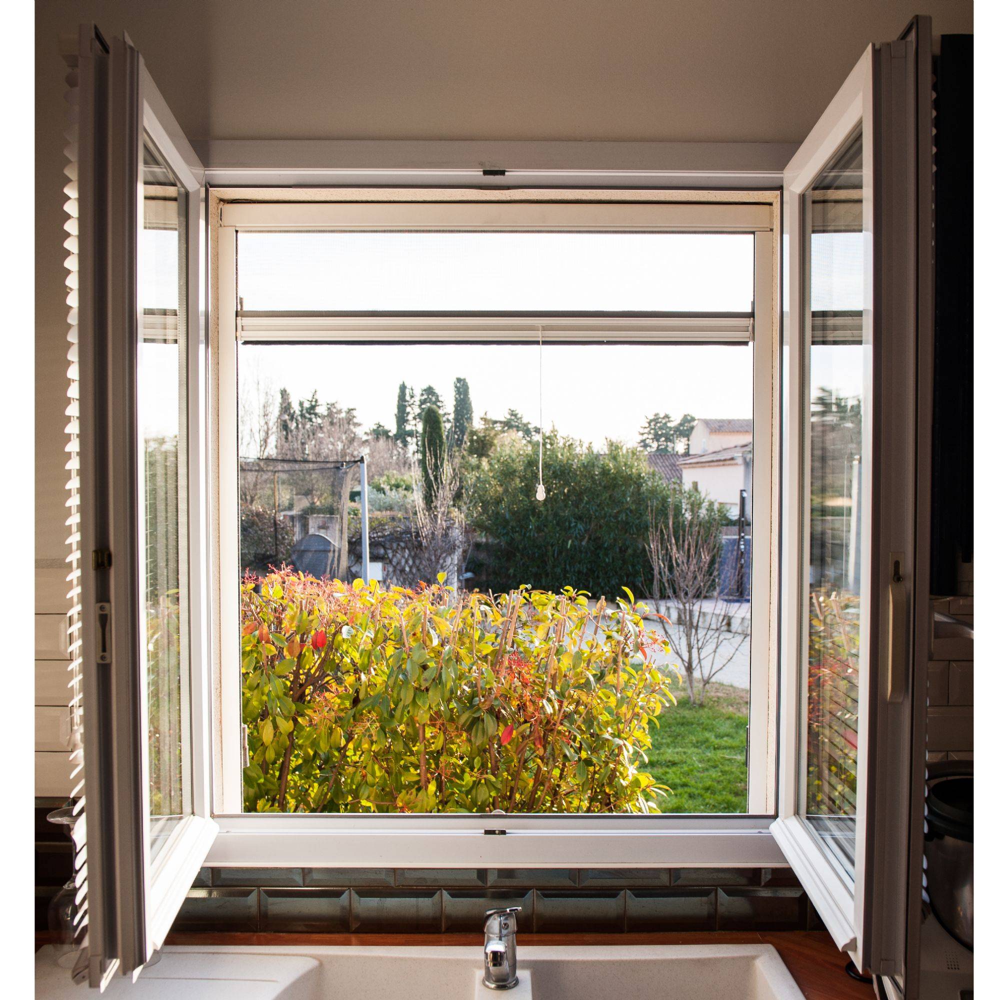 Moustiquaire enroulable aluminium WERKA PRO - 130 x 160 cm - Image 1