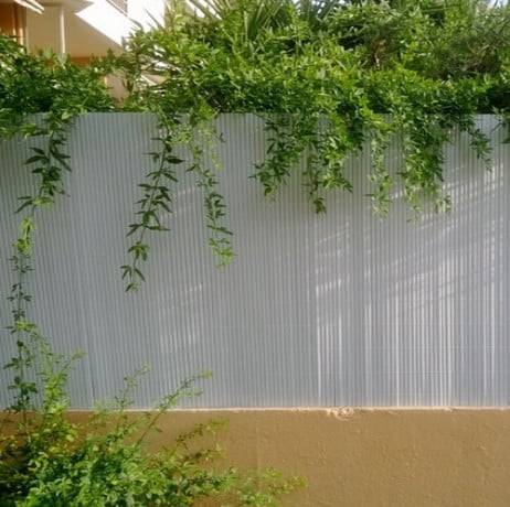 Canisse occultante en PVC Blanc 2.50 m - Long 42.50 m, Hauteur 1.50 m - Imagen 1