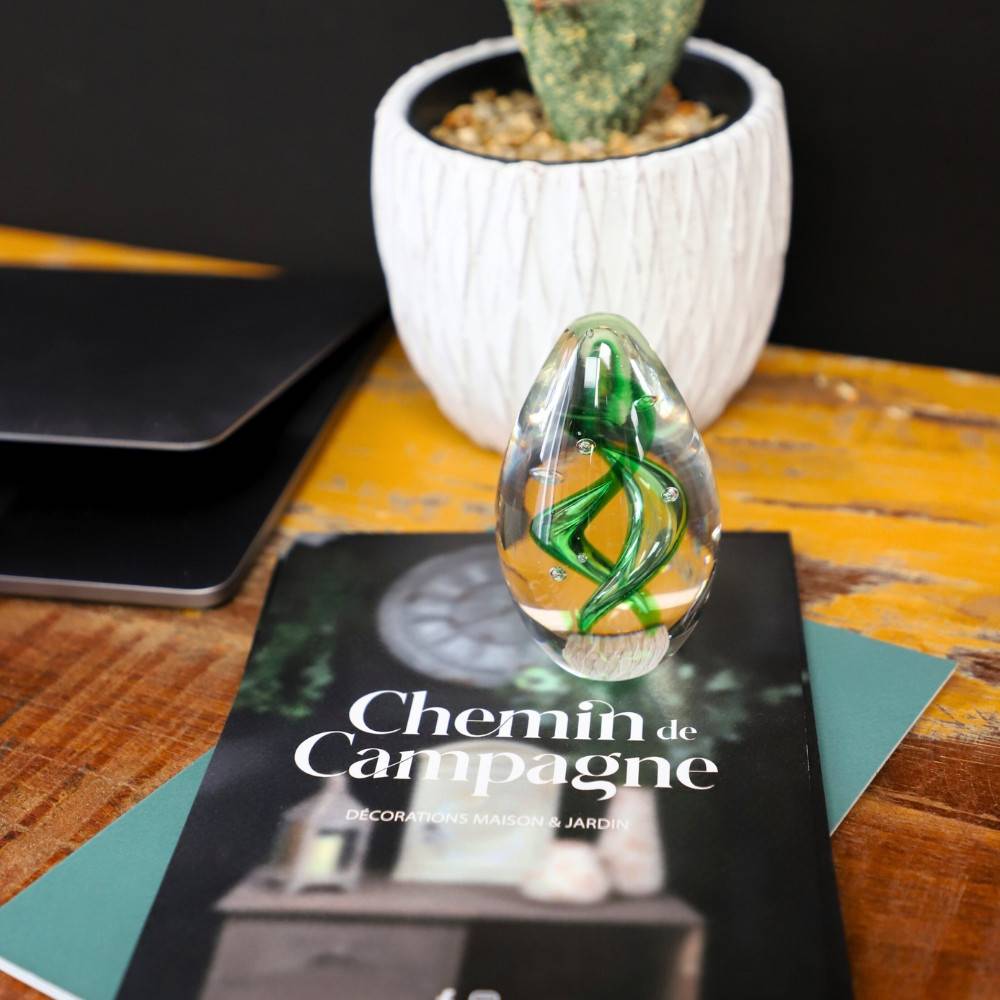 Presse papier sulfure "Tourbillons" en verre vert 10 x 6 cm Chemin de campagne - Imagen 3