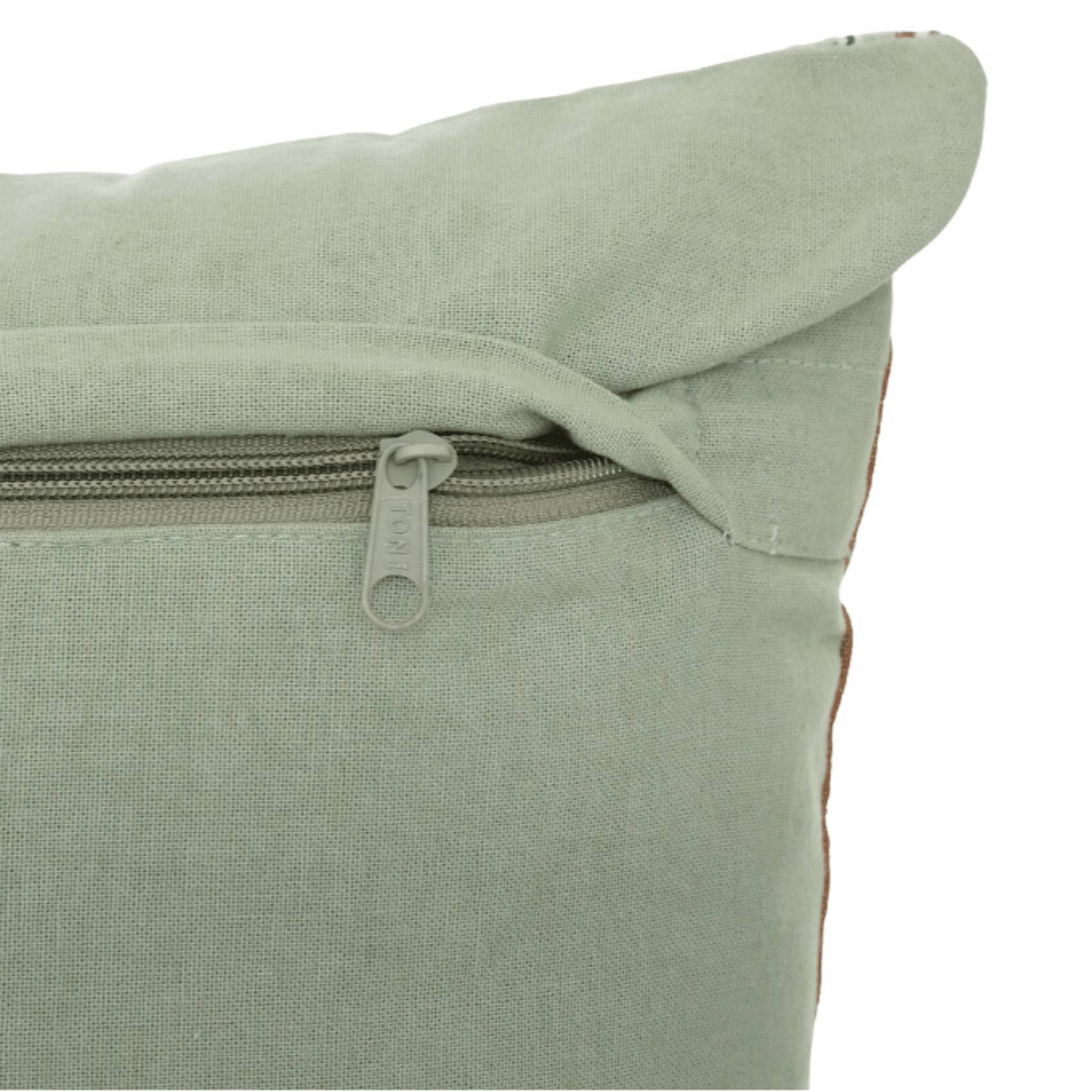 Coussin décoratif rayé Vert Céladon et Ocre motif Blanc brodé 40 x 40 cm - Imagen 5