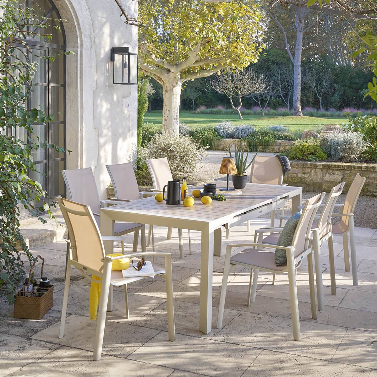 Hesperide - Table de jardin extensible "Évasion" effet bois lin & argile 8 places lates en aluminium - Hespéride - Image 1